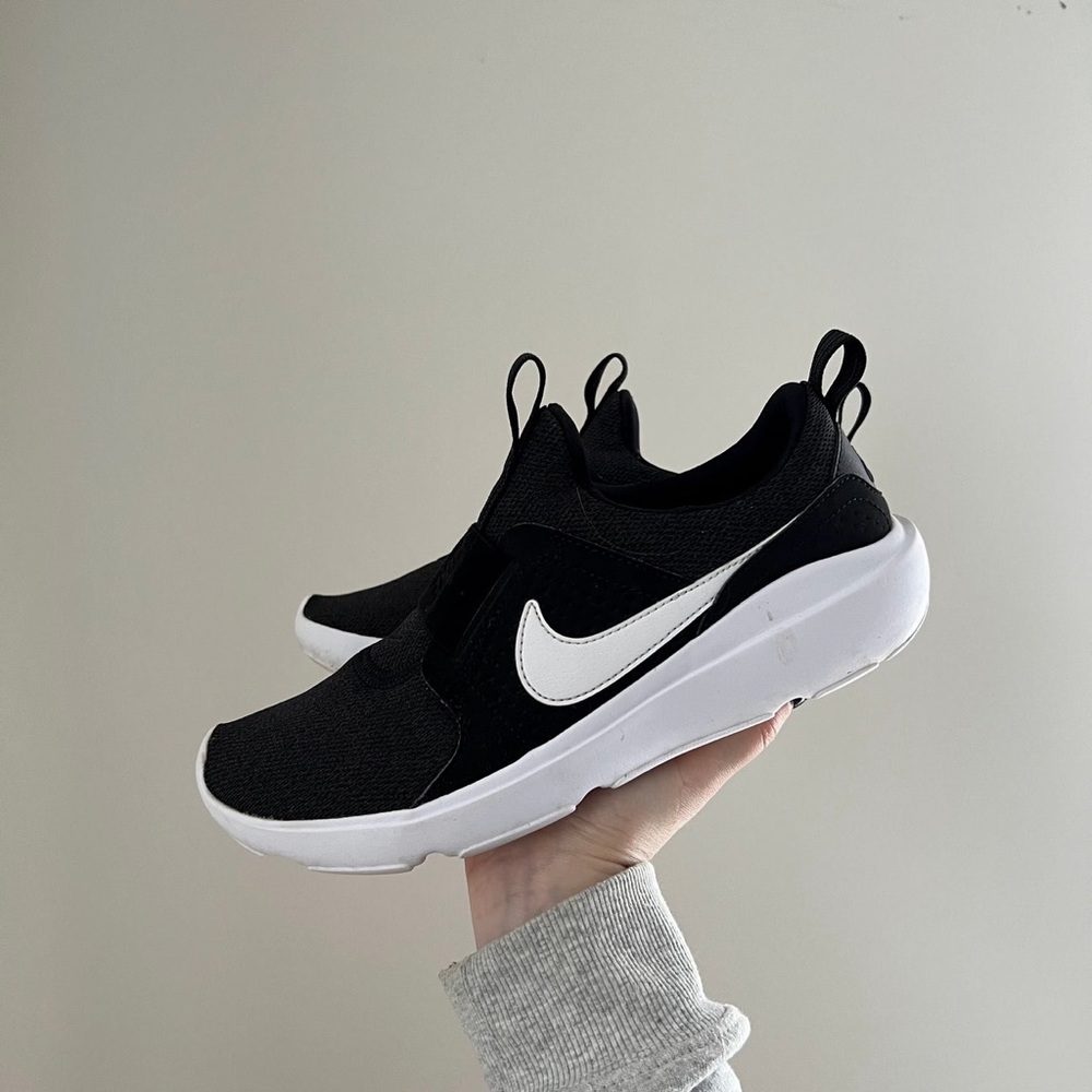 Nikes - Picture 1 of 1